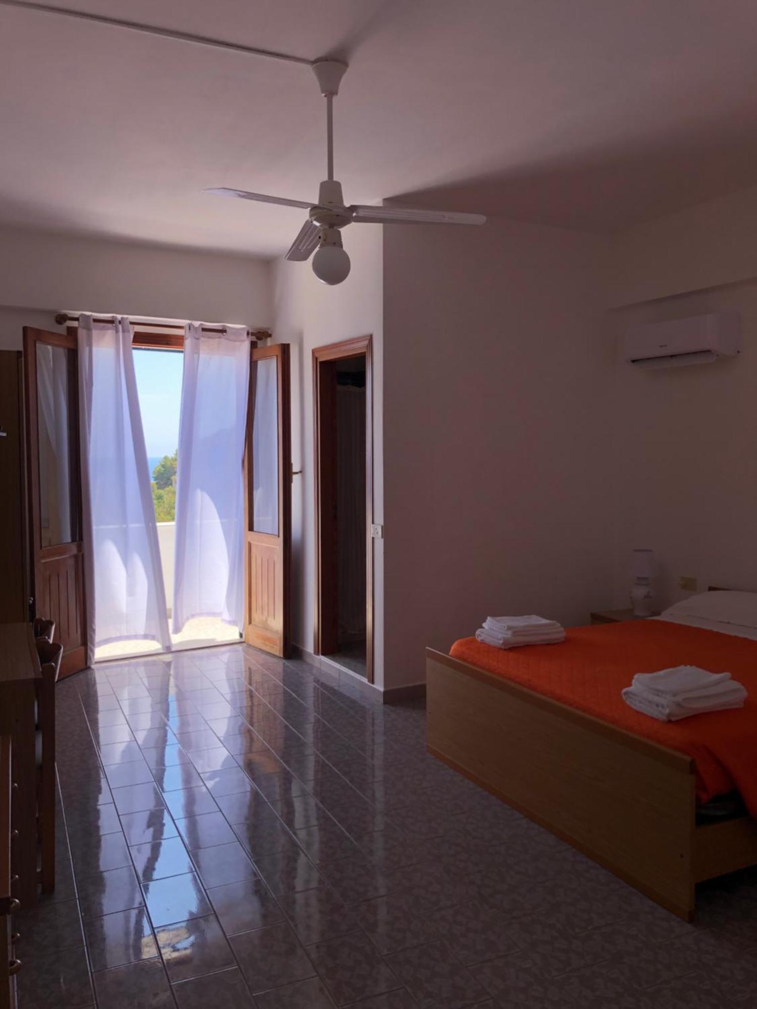 Hotel Ariston Isola di Ustica Bagian luar foto
